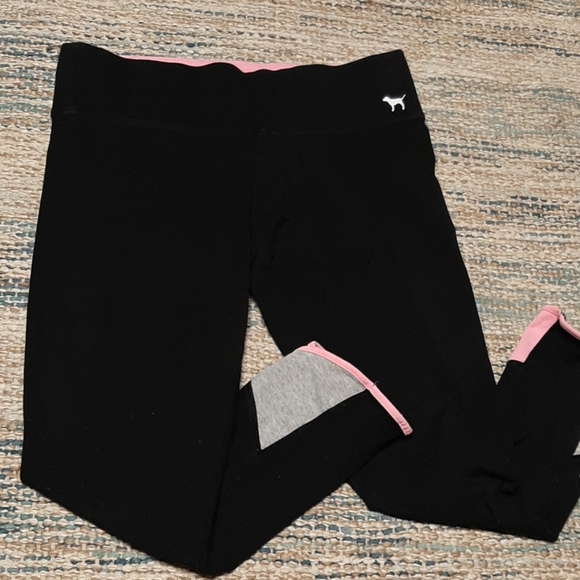 Victoria's Secret PINK Leggings! 💓 - Picture 3 of 6